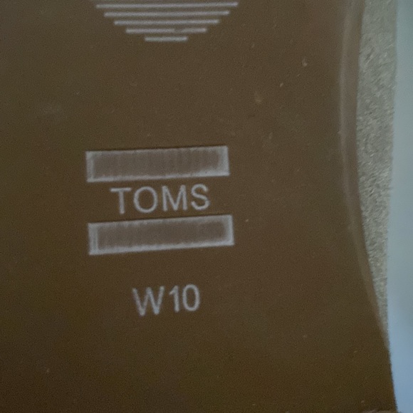 TOMS shoes Julie Desert Taupe flats size 10 great condition. - Picture 11 of 12